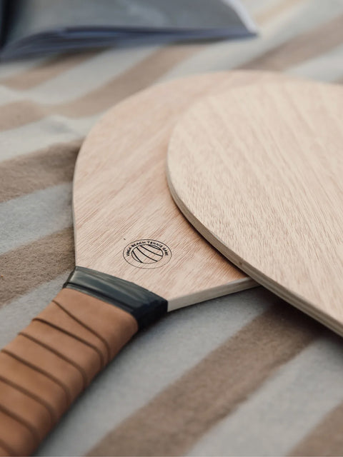 Colos beach tennis game